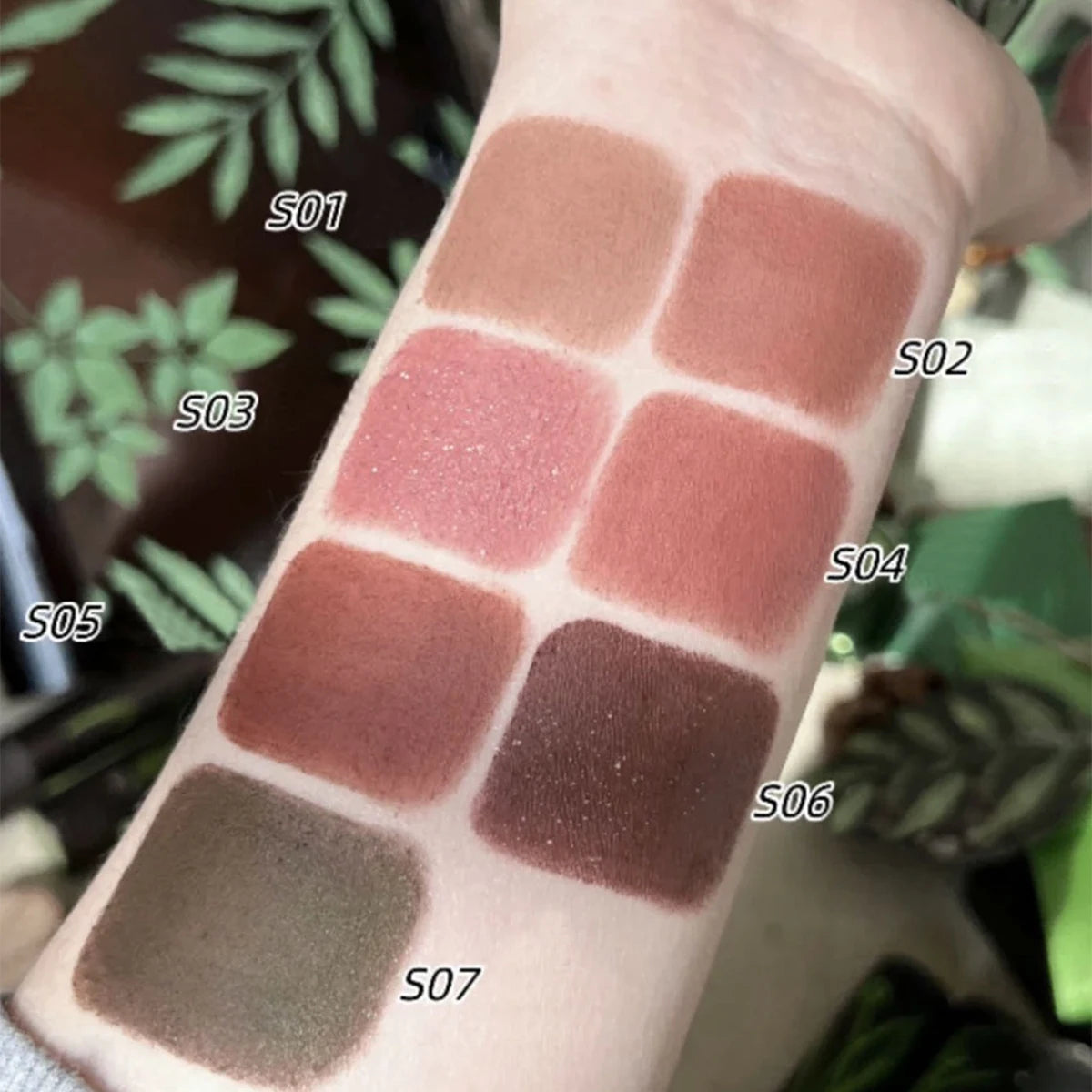 Girlcult Matte Lipstick – Silky Cream Texture, Lightweight Non‑Drying, Soft‑Focus Finish & Long‑Lasting Wear